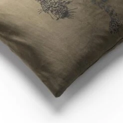 SULA - Sierkussen Met Dierenprint 30x50 Cm Chive - Groen - Inclusief Binnenvulling -Dutch Decor 1200x1200 925