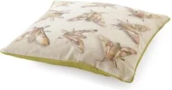 FOLIE - Sierkussen Met Dierenprint 45x45 Cm - Groen - Pistache - Lime- Beige - Insecten - Inclusief Binnenkussen -Dutch Decor 1200x626