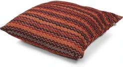 LENA - Sierkussen Geborduurd 45x45 Cm - Rood - Bordeaux - Oranje - Bruin - Retro - Inclusief Binnenvulling -Dutch Decor 1200x655 2