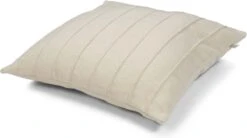 JILL - Kussenhoes 45x45 Cm - Zand - Beige - Effen - Stevig - Wol - Met Rits -Dutch Decor 1200x669