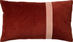 PIPPA - Sierkussen Velvet Muted Clay 30x50 Cm - Roze - Inclusief Binnenvulling