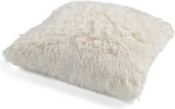 FLUFFY - Sierkussen Unikleur 45x45 Cm - Snow White - Wit - Inclusief Binnenvulling -Dutch Decor 1200x749 1