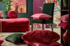 FAY - Kussenhoes Velvet Red Plum 40x60 Cm - Roze - Exclusief Binnenkussen -Dutch Decor 1200x781 1
