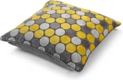 SEPPE - Sierkussen Velvet 45x45 Cm - Geel - Lemon - Antraciet - Grijs - Bolletjes - Inclusief Binnenkussen -Dutch Decor 1200x781 8
