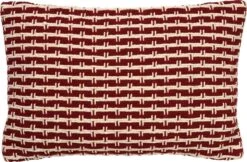 DANA - Sierkussen Van Katoen Merlot 40x60 Cm - Rood - Inclusief Binnenvulling