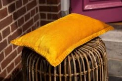 REBEL - Kussenhoes Velvet 30x50 Cm Golden Glow - Geel - Exclusief Binnenkussen -Dutch Decor 1200x800 22