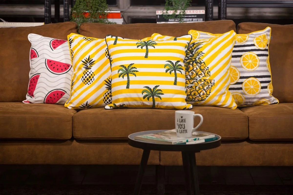 BIBI - Sierkussen Met Ananas Geel 45x45 Cm - Inclusief Binnenvulling 5 BIBI - Sierkussen Met Ananas Geel 45x45 Cm - Inclusief Binnenvulling - Afbeelding 5