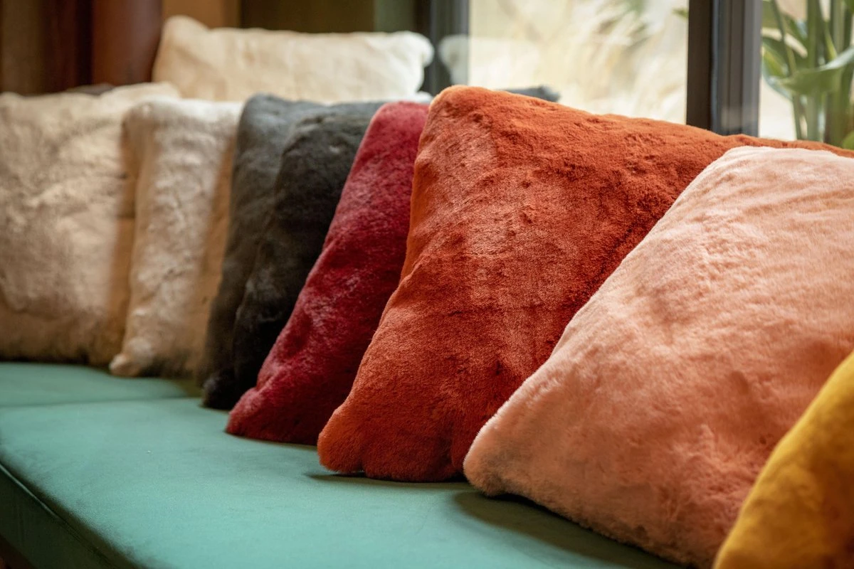 ZAYA - Kussenhoes Unikleur 45x45 Cm - Potters Clay - Oranje - Superzacht - Met Rits 3 ZAYA - Kussenhoes Unikleur 45x45 Cm - Potters Clay - Oranje - Superzacht - Met Rits - Afbeelding 3