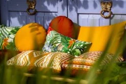 Dutch Decor - SOL - Sierkussen Rond Outdoor 40 Cm Golden Glow - Waterafstotend En Uv-bestendig - Geel -Dutch Decor 1200x800 41