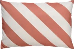 Dutch Decor - SANZENO - Outdoor Kussenhoes 40x60 Cm - Waterafstotend En Uv-bestendig - Gestreept - Muted Clay - Wit En Roze - Buitenkussen - Tuinkussen - Loungekussen- Voor Buiten