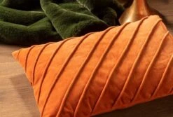 PACO - Kussenhoes Velvet 40x60 Cm Potters Clay - Oranje - Exclusief Binnenkussen -Dutch Decor 1200x811 2