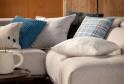 ZAYA - Kussenhoes Unikleur 45x45 Cm - Raven - Zwart - Superzacht - Exclusief Binnenkussen -Dutch Decor 1200x814 7