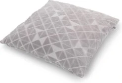 JACKY - Sierkussen Velvet Lichtgrijs 45x45 Cm - Inclusief Binnenkussen -Dutch Decor 1200x814 9