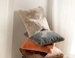 ZAYA - Kussenhoes Unikleur 45x45 Cm - Muted Clay - Roze - Superzacht - Exclusief Binnenkussen 8 ZAYA - Kussenhoes Unikleur 45x45 Cm - Muted Clay - Roze - Superzacht - Exclusief Binnenkussen -Dutch Decor 1200x937