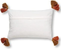 ZITA - Sierkussen Katoen 40x60 Cm - Snow White - Wit / Bruin / Terra - Kussen Met Flosjes - Inclusief Binnenkussen -Dutch Decor 1200x971 1