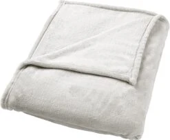 Dutch Decor - BILLY - Plaid Flannel Fleece 150x200 Cm - Snow White - Wit - Superzacht - Deken 13 Dutch Decor - BILLY - Plaid Flannel Fleece 150x200 Cm - Snow White - Wit - Superzacht - Deken -Dutch Decor 1200x988