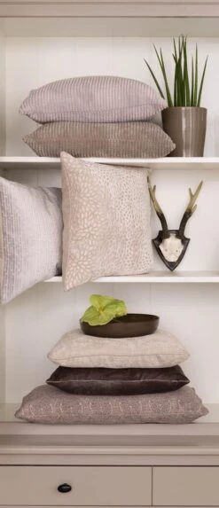 POORTA - Sierkussen Bruin 45x45 Cm - Inclusief Binnenkussen -Dutch Decor 517x1200