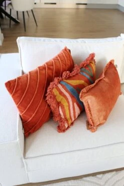 REBEL - Kussenhoes Velvet 30x50 Cm Potters Clay - Oranje - Exclusief Binnenkussen -Dutch Decor 800x1200 15