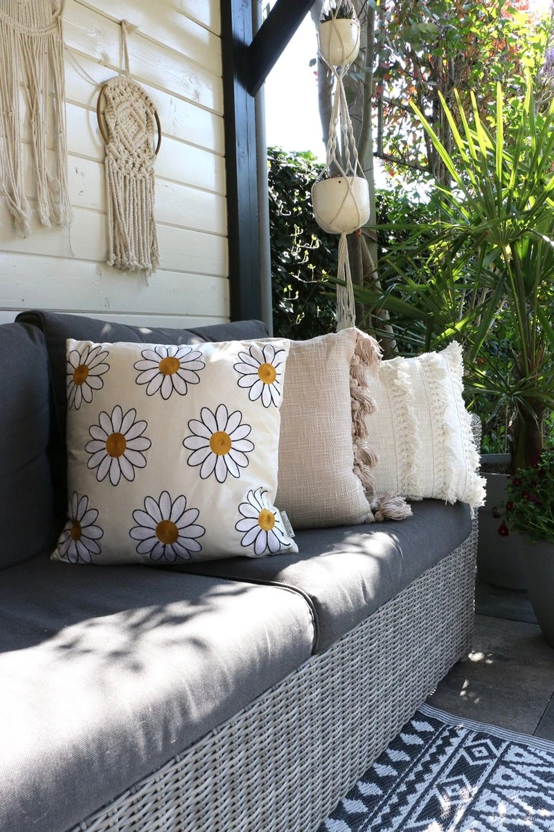 RUBY - Sierkussen Katoen 45x45 Cm Pumice Stone - Beige - Kussentje Met Flosjes - Inclusief Binnenvulling 11 RUBY - Sierkussen Katoen 45x45 Cm Pumice Stone - Beige - Kussentje Met Flosjes - Inclusief Binnenvulling - Afbeelding 11