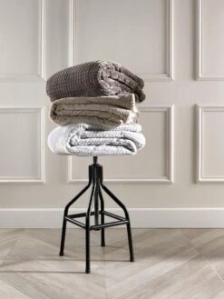 Dutch Decor - MARA - Plaid 150x200 Cm - Pumice Stone - Beige - Effen - Zigzag Patroon - Superzacht - Deken -Dutch Decor 900x1200 27