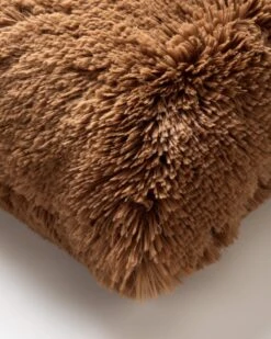 Set Van 2- Dutch Decor FLUFFY - Kussenhoezen Unikleur Tobacco Brown 60x60 Cm - Bruin -Dutch Decor 960x1200 19